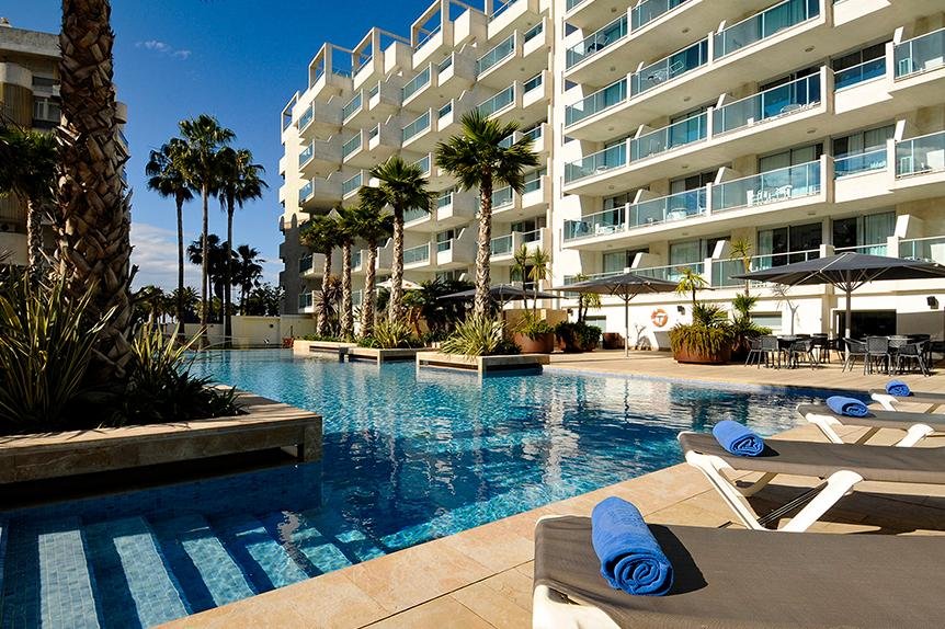 Das einzige Hotel direkt an der Strandpromenade von Salou