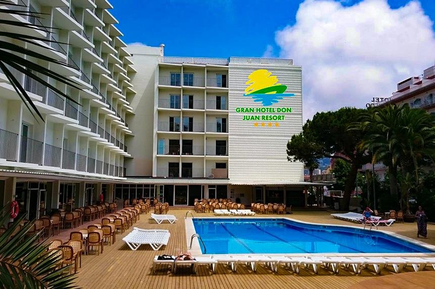 Populair hotel centraal gelegen op loopafstand van het strand