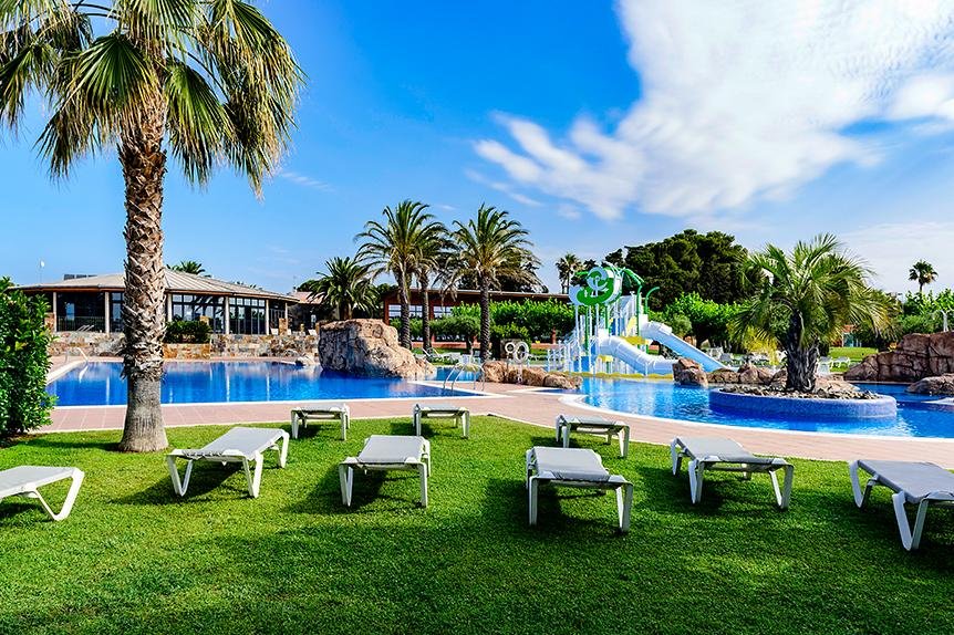 Groot resort direct aan het strand van Cambrils