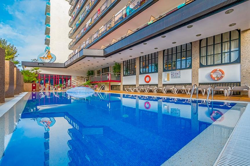 Drei-Sterne-Hotel im Zentrum von Calella