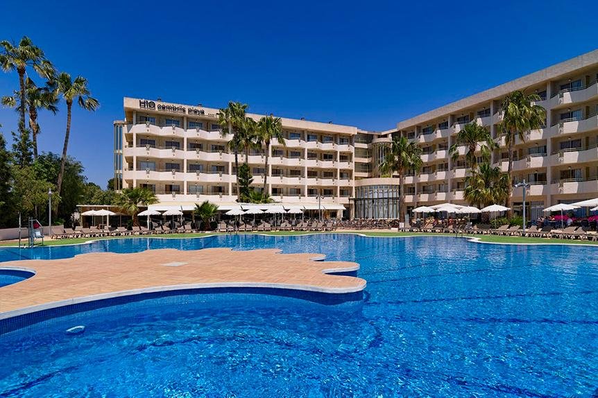 4-sterren hotel met groot zwembad