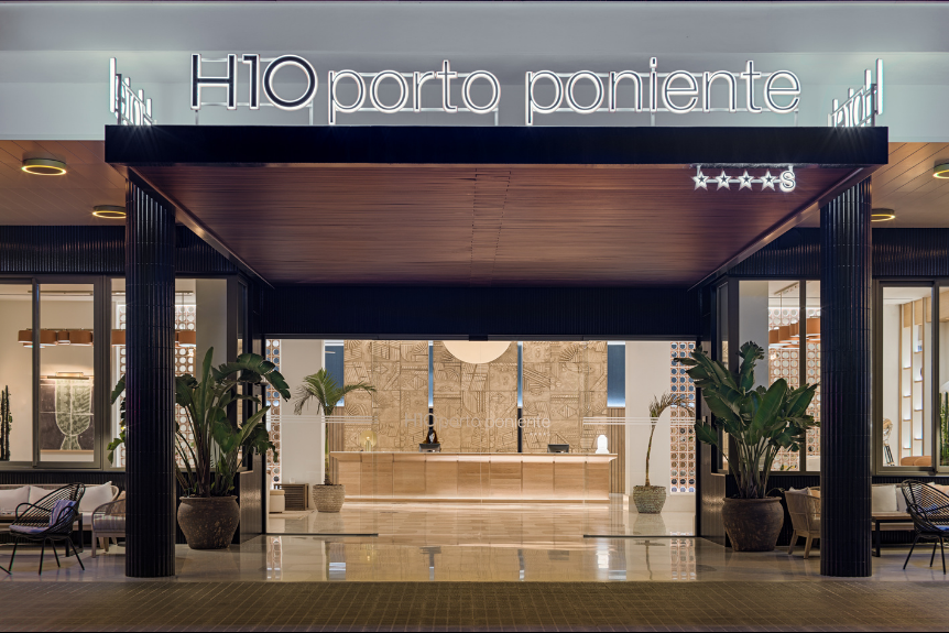 Benidorm_Hotel_H10_Porto_Poniente_Entrance