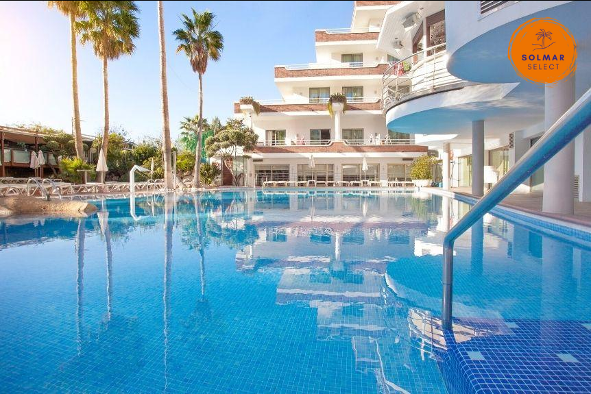 Ontdek ons best geboekte Hotel Indalo Park, slechts 100 meter van het strand in het levendige Santa Susanna. Boek nu en geniet van een perfecte mix van comfort en gemak aan de Spaanse kust!